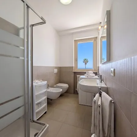-terrazza Vista Mare- Wifi Ac 8 Posti Apartman *